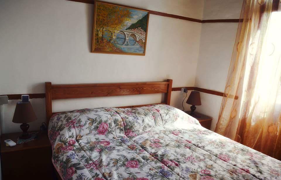 Guest House Vasili Berat Eksteriør billede